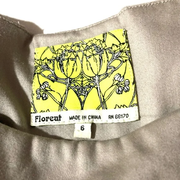 EUC Anthropologie Floral Embroidered Dress With a Bow - Picture 5 of 10